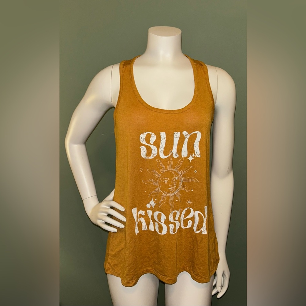 Sunny Day Graphic Tank Top - Mustard